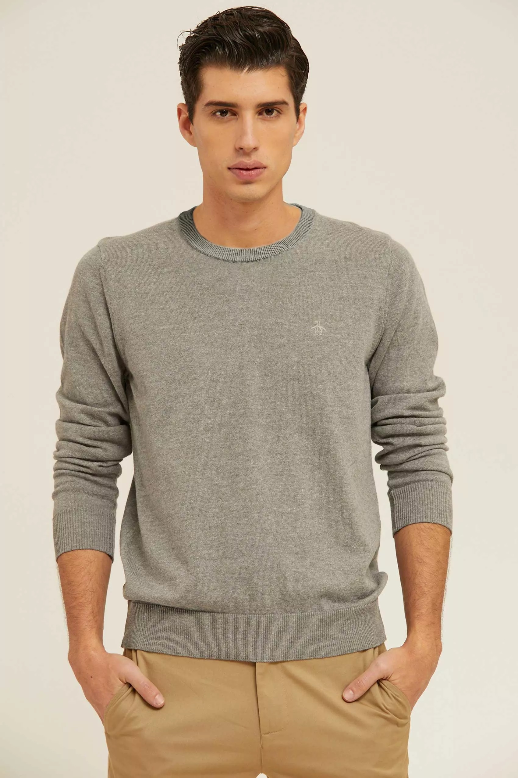 penguin_basic-crew-neck-sweater_28-29-2023__picture-36571