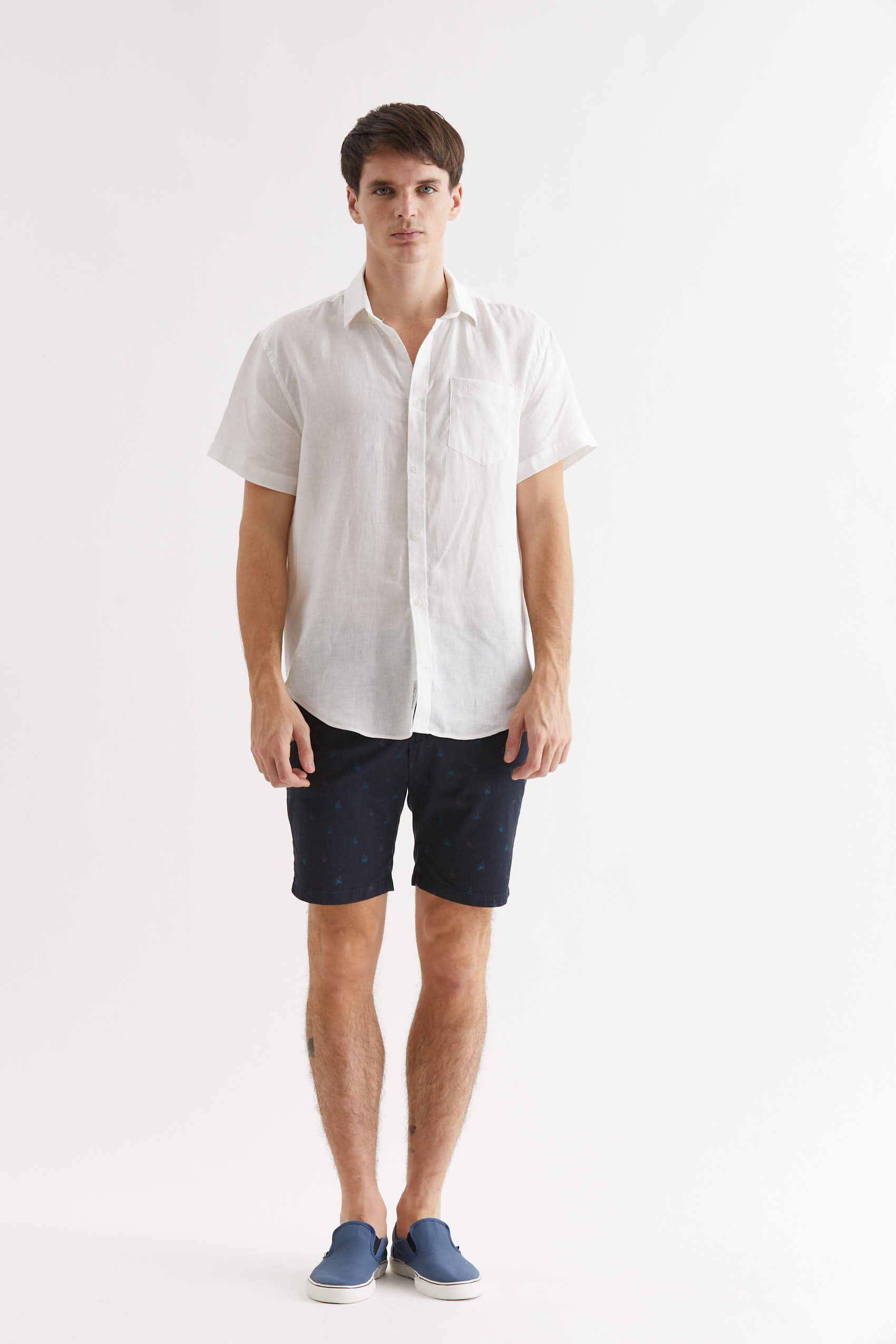 penguin_ss-washed-linen-shirt_10-25-2024__picture-40270