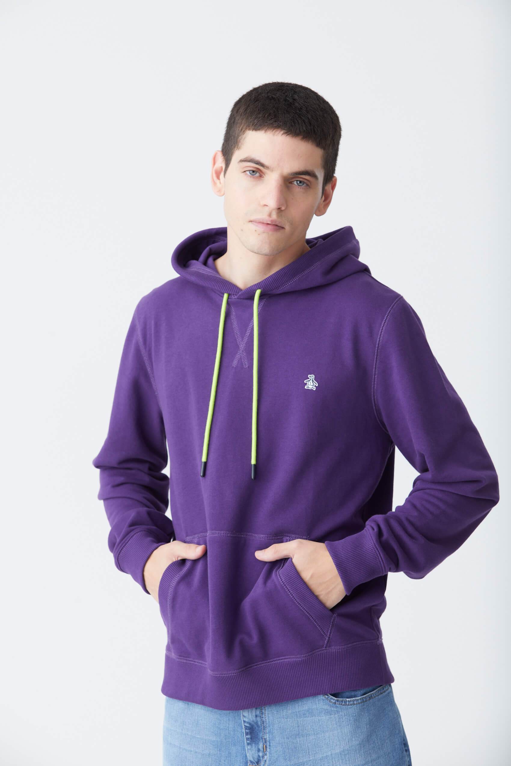 penguin_ls-fleece-popover-hoodie_46-15-2024__picture-44585